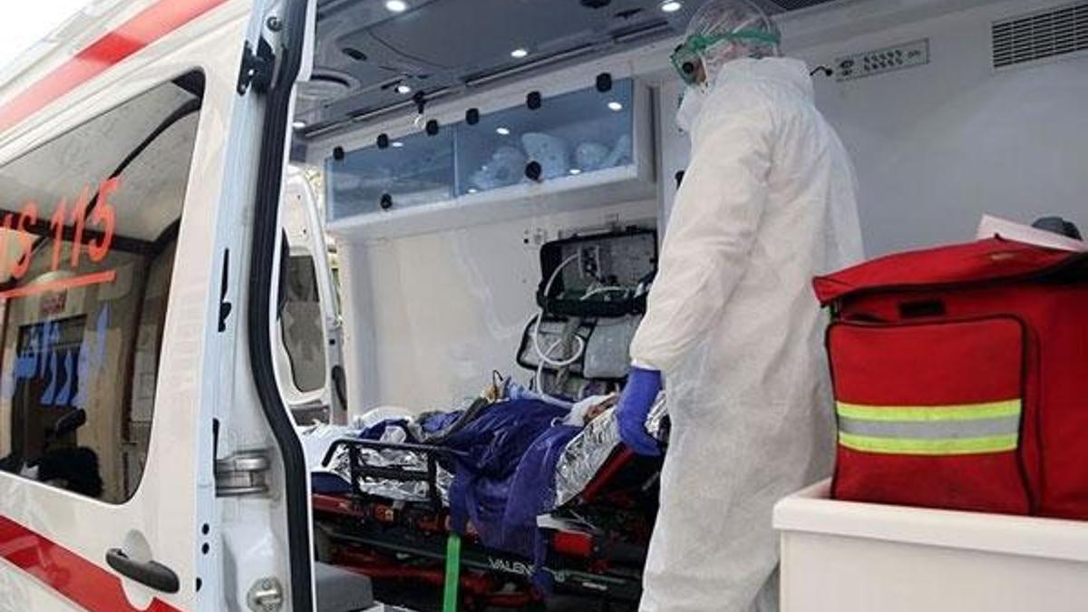 İran'da 24 saatte 128 kişi 'corona'dan öldü!