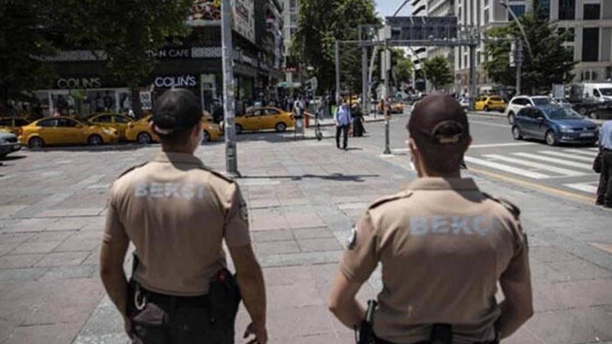 Kastamonu'da meydan ve parklarda sigara içmek yasaklandı