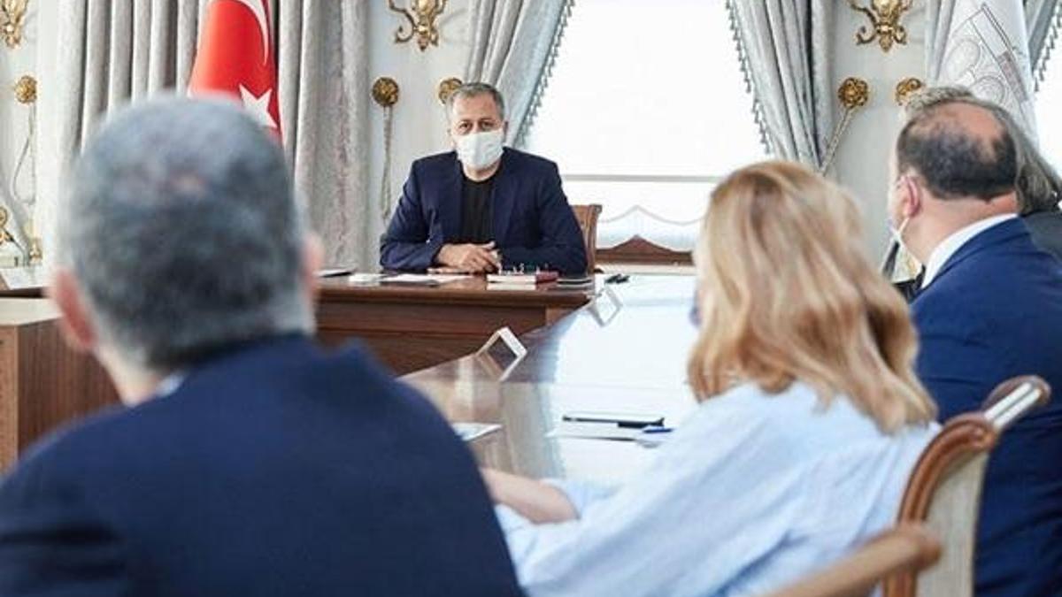 İstanbul'da mesai düzenlemesi ile ilgili flaş gelişme! Vali duyurdu...