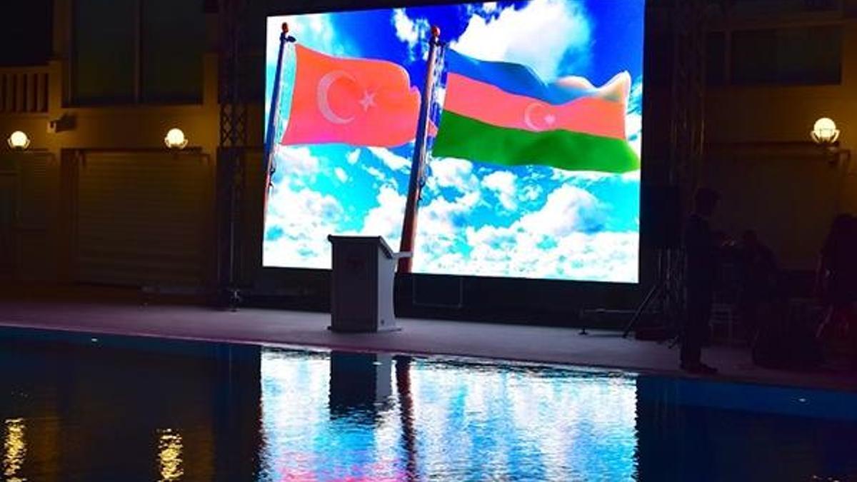 Bir millet iki devlet hikayesi! Bakü'nün kurtuluşunun 102. yıl dönümü İstanbul'da kutlandı