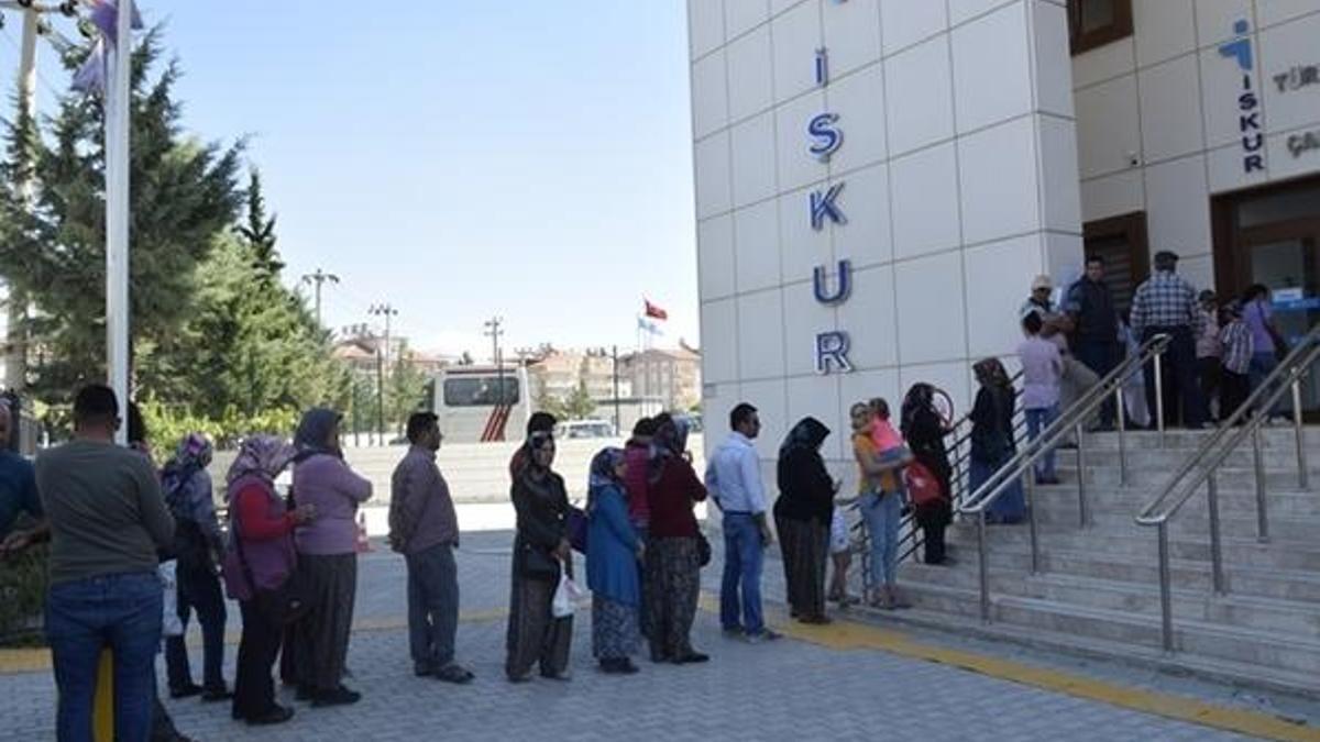 MEB harekete geçti! 59 ilde 62 bin kişi alınacak, işte il il sayı...