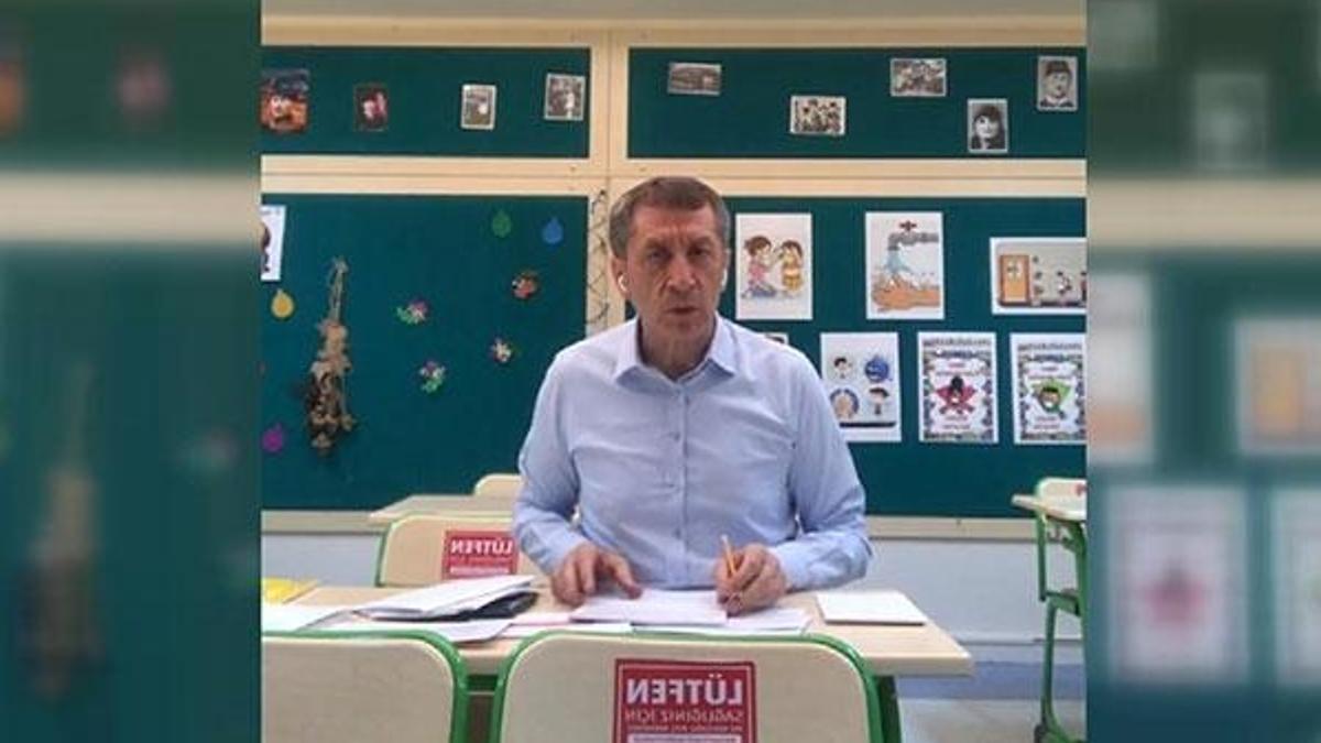 Bakan Ziya Selçuk, velilere seslendi