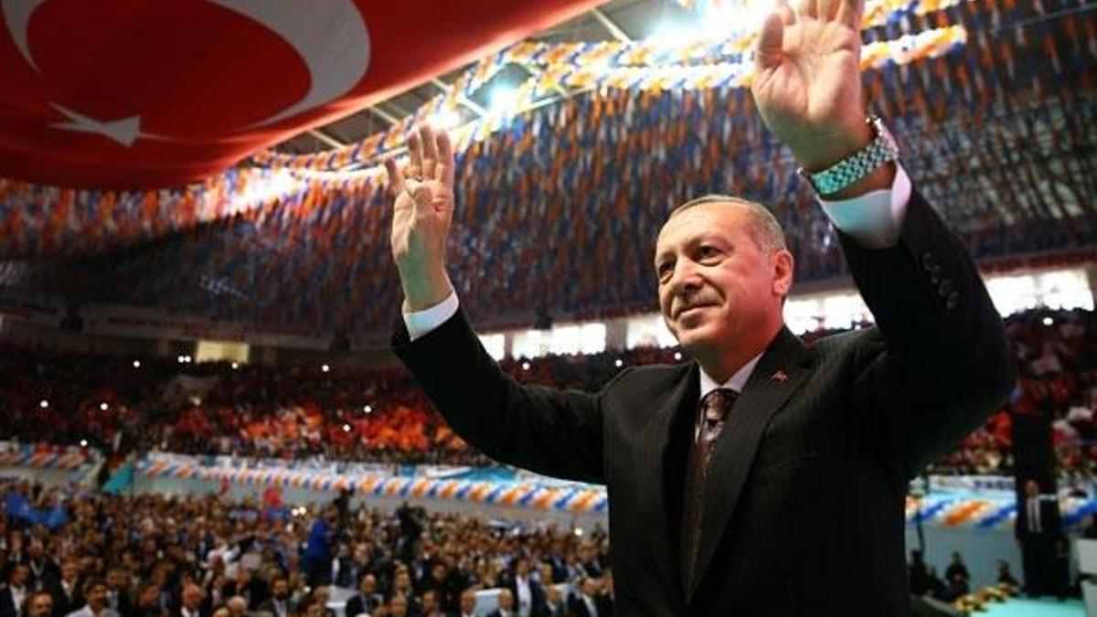 AK Parti'de flaş hareketlilik! Her 4 başkandan 3’ü değişecek