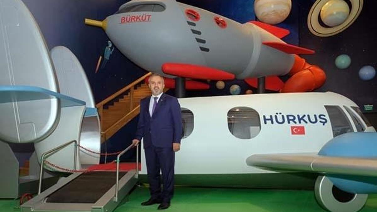 Pilot ve uzay insanı yetiştirecek merkez açılışa hazırlanıyor