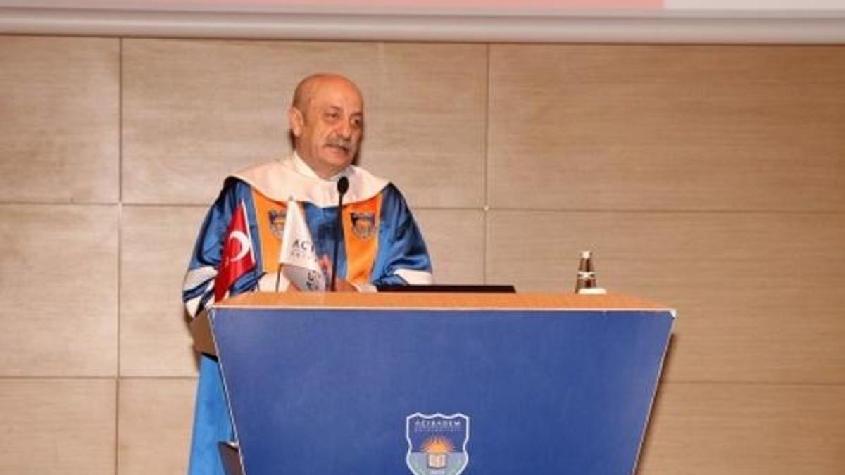 Prof. Dr. Ahmet Şahin kimdir? Acıbadem Mehmet Ali Aydınlar Üniversitesi Rektörü Prof. Dr. Ahmet Şahin’in biyografisi…
