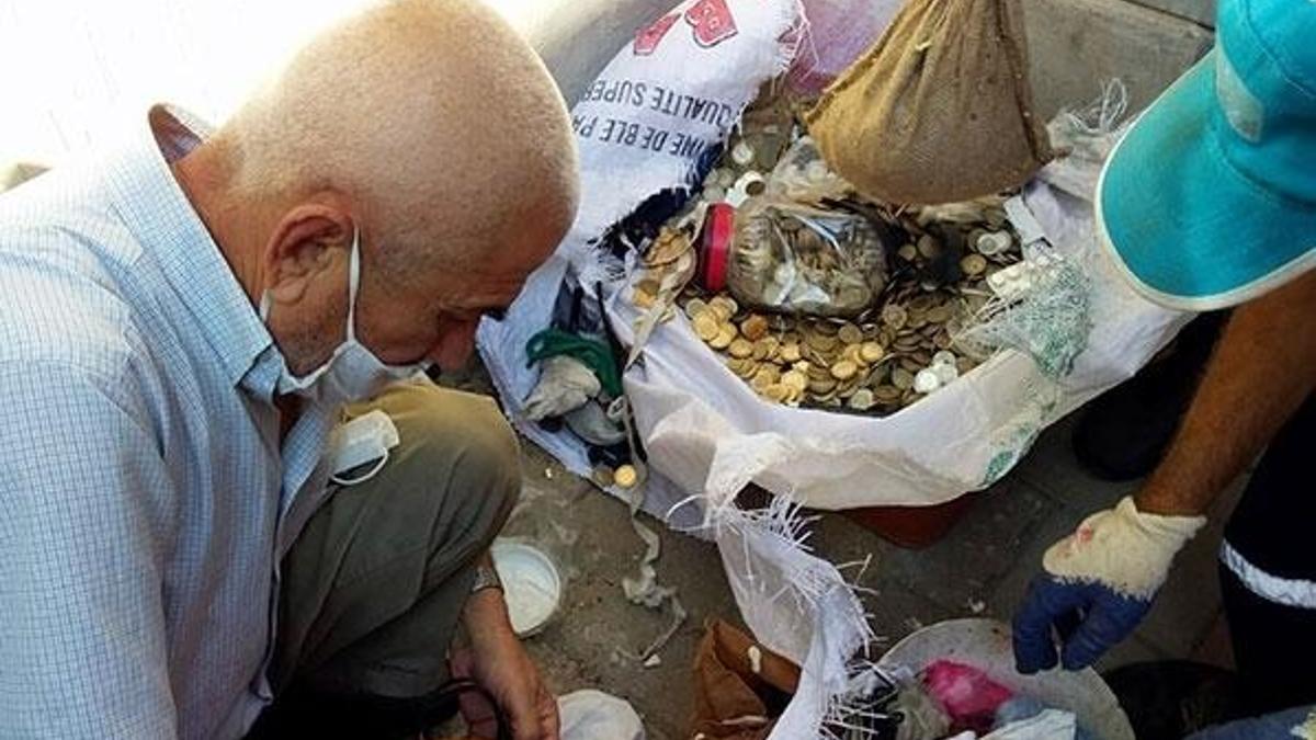 Gördüklerini inanamadılar! Her yerden para çıktı