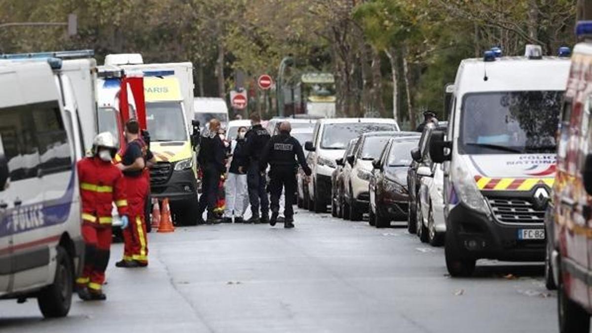 Fransa'da bıçaklı saldırı! Kırmızı alarm verildi