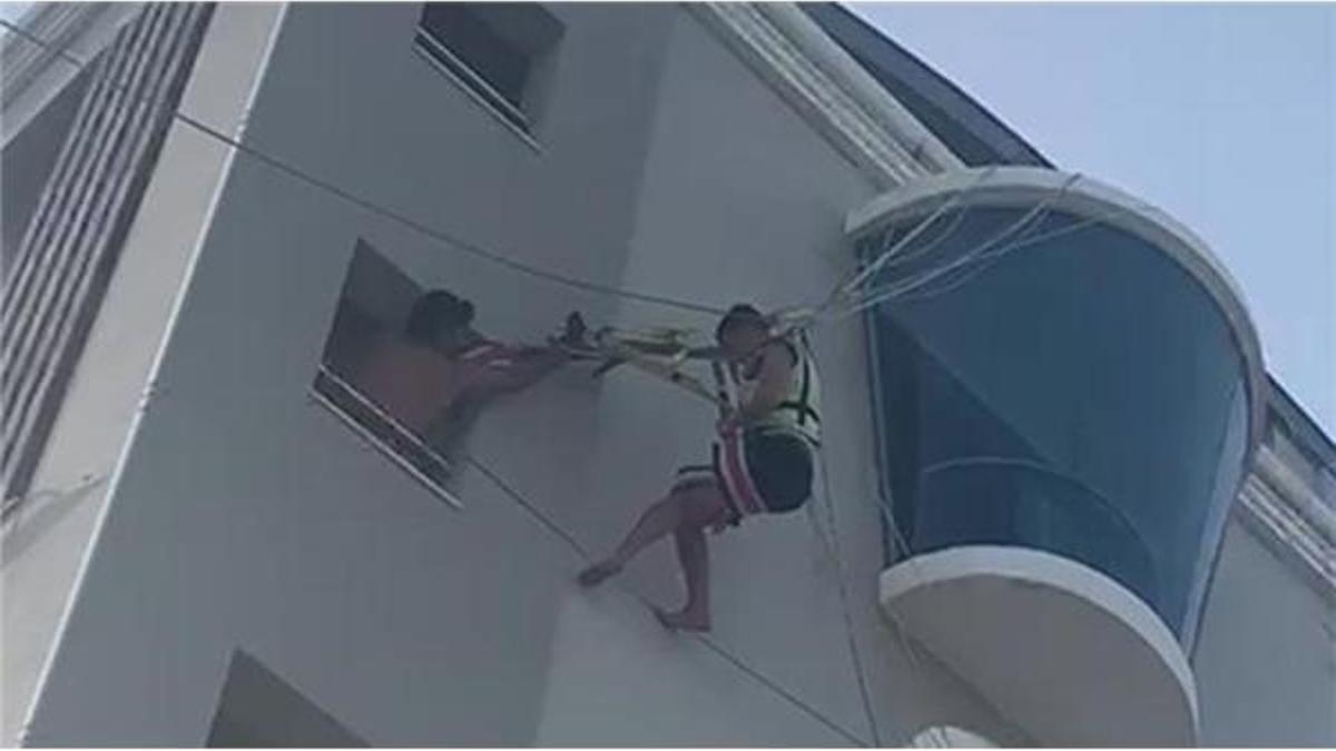 Marmaris'te deniz paraşütü kazasında mucize kurtuluş