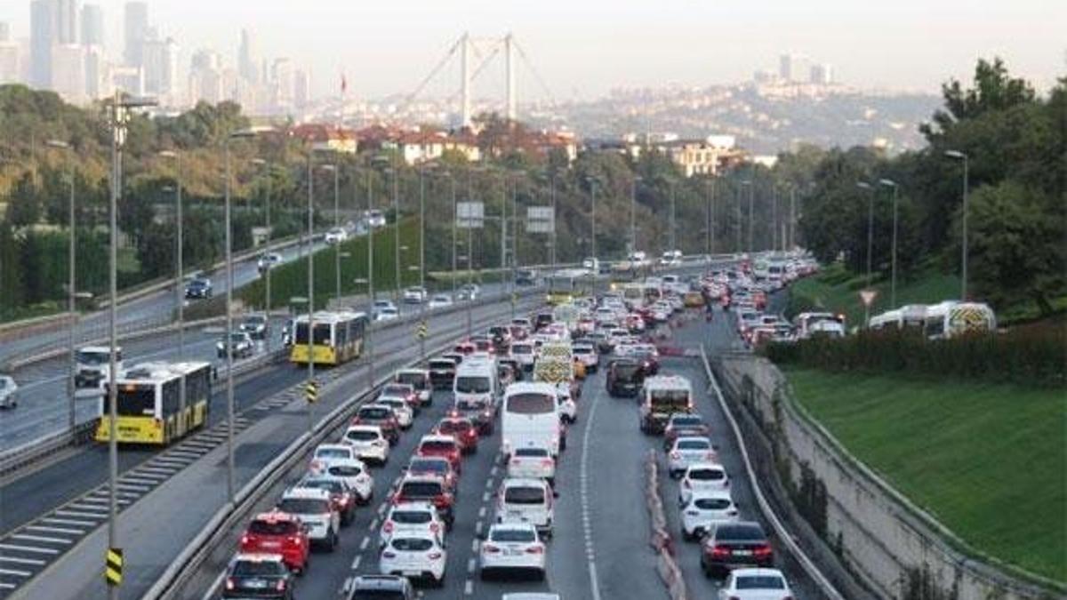 Beklenen gün geldi! İstanbul'da kademeli mesai başladı