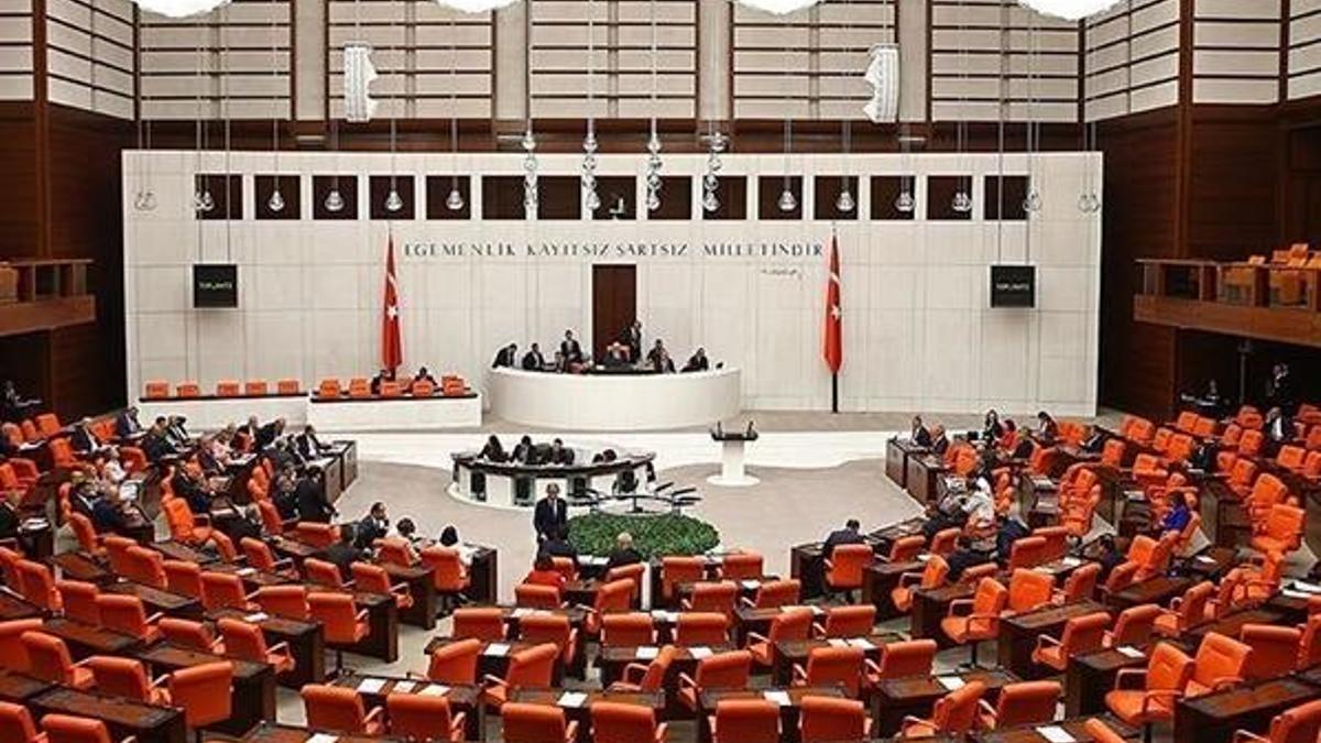 TBMM'de ziyaretçi yasağı uzatıldı