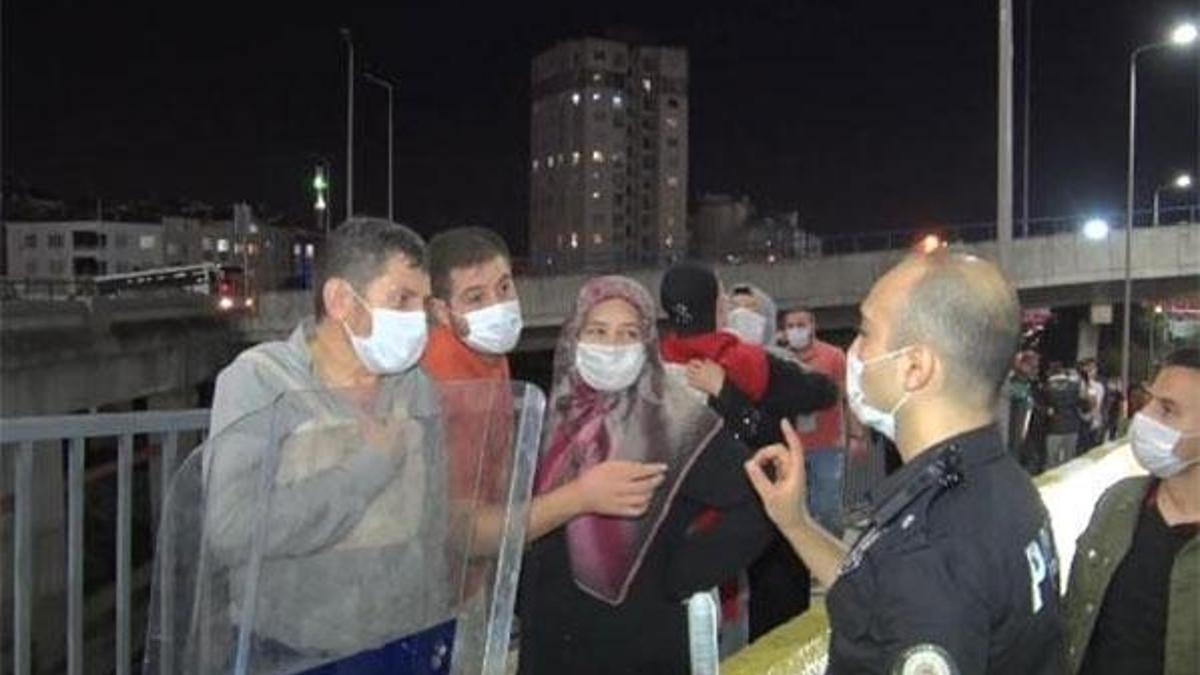 Yasak dinlemiyorlar! İstanbul'da alkılalmaz görüntüler