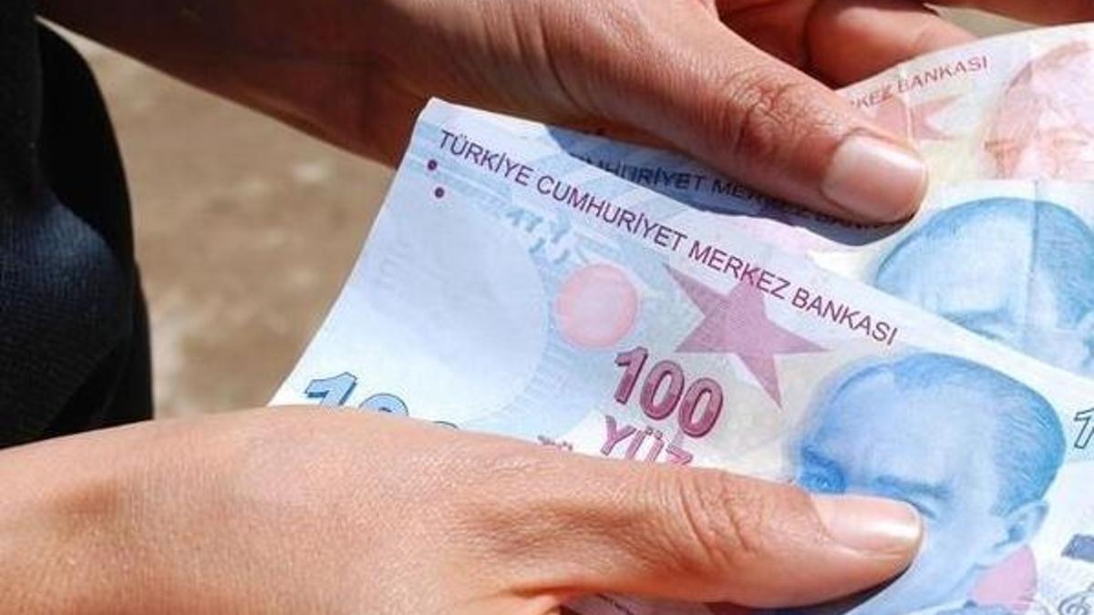 Memura enflasyon farkı ne kadar verilecek? Son 3 aylık enflasyon verilerine göre memura verilecek enflasyon farkı zam tahmini…