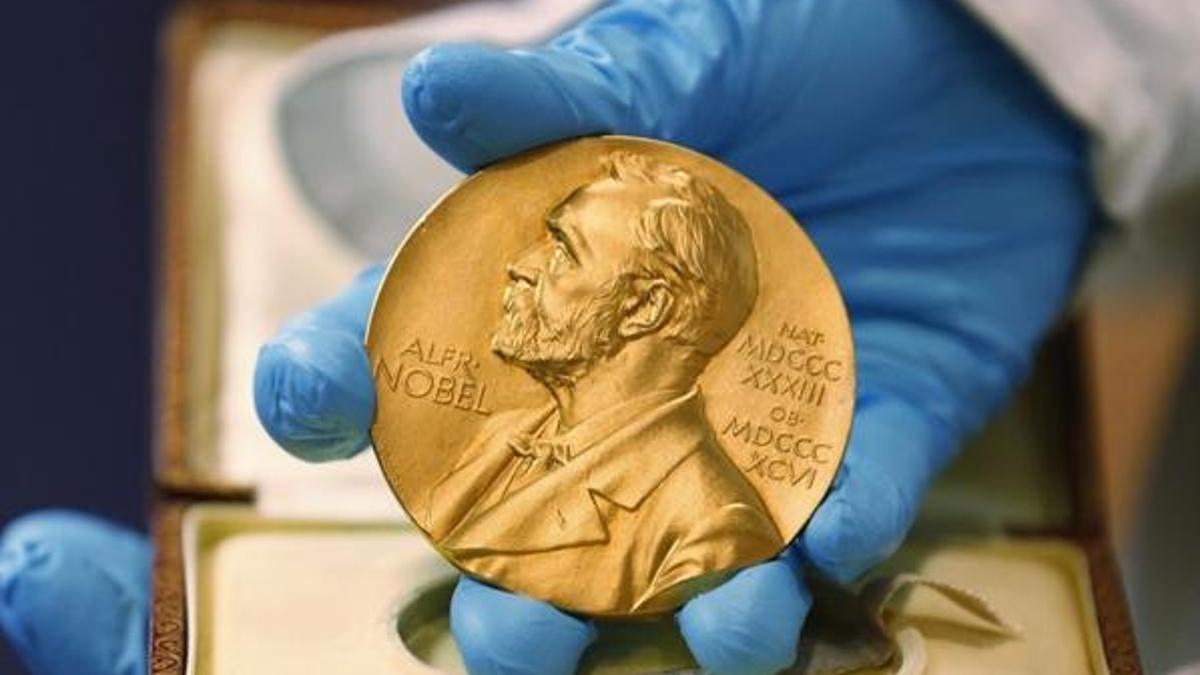 Nobel tıp ödülü kazananlar belli oldu! 2020 Nobel Tıp Ödülü Hepatit C virüsüne katkıda bulunanlara verildi! Nobel tıp ödülü 2020...