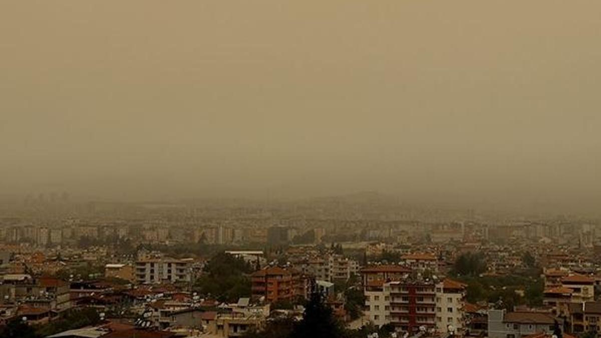 Toz taşınımı nedir? Toz taşınımı nasıl oluşur? Meteoroloji'den Marmara ve Ege için toz taşınımı uyarısı!