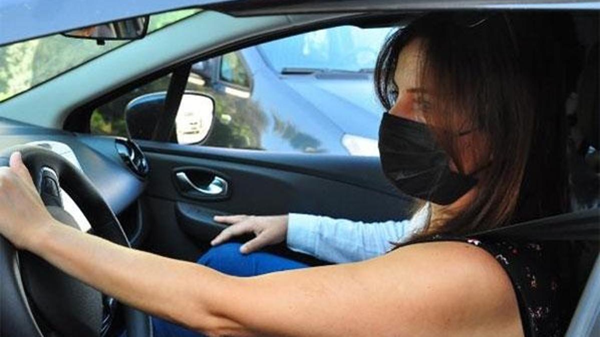 Sıfır otomobilden çıkan şoke etti! 'Dava açmayın yoksa...'