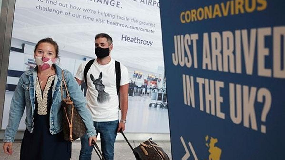 Dünyada ilk ‘Covid pasaport’ uygulaması İngiltere’de başlıyor