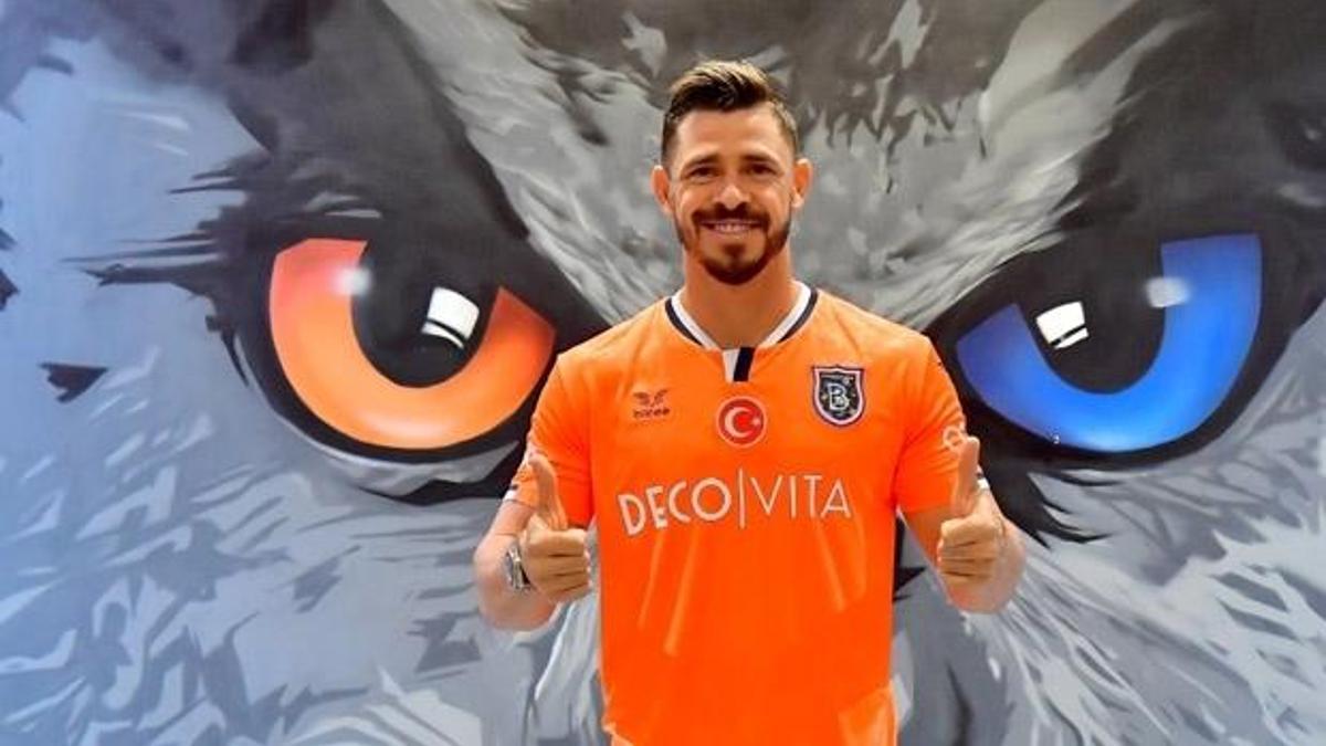 Giuliano Başakşehir'de sahaya çıkamayacak!