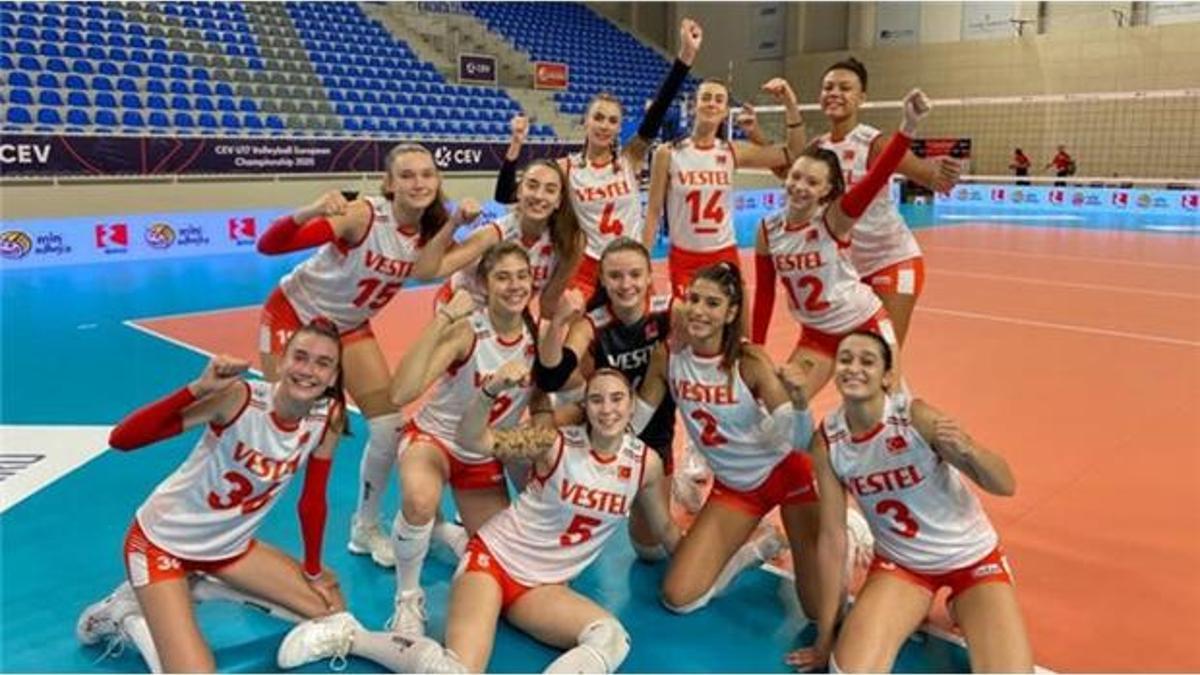 U17 Voleybol Kız Milli Takımımız, Avrupa Şampiyonası’nda finalde!