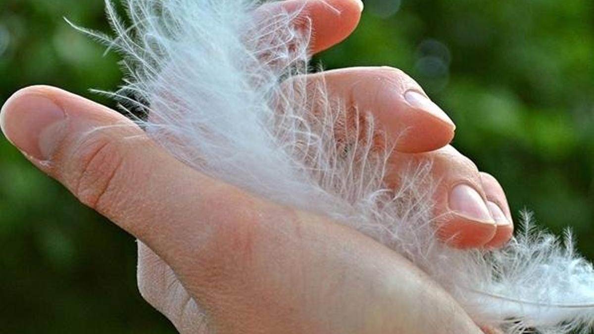 'Tırnaklardaki renk ve şekil değişikliği hastalıkların habercisi olabilir'