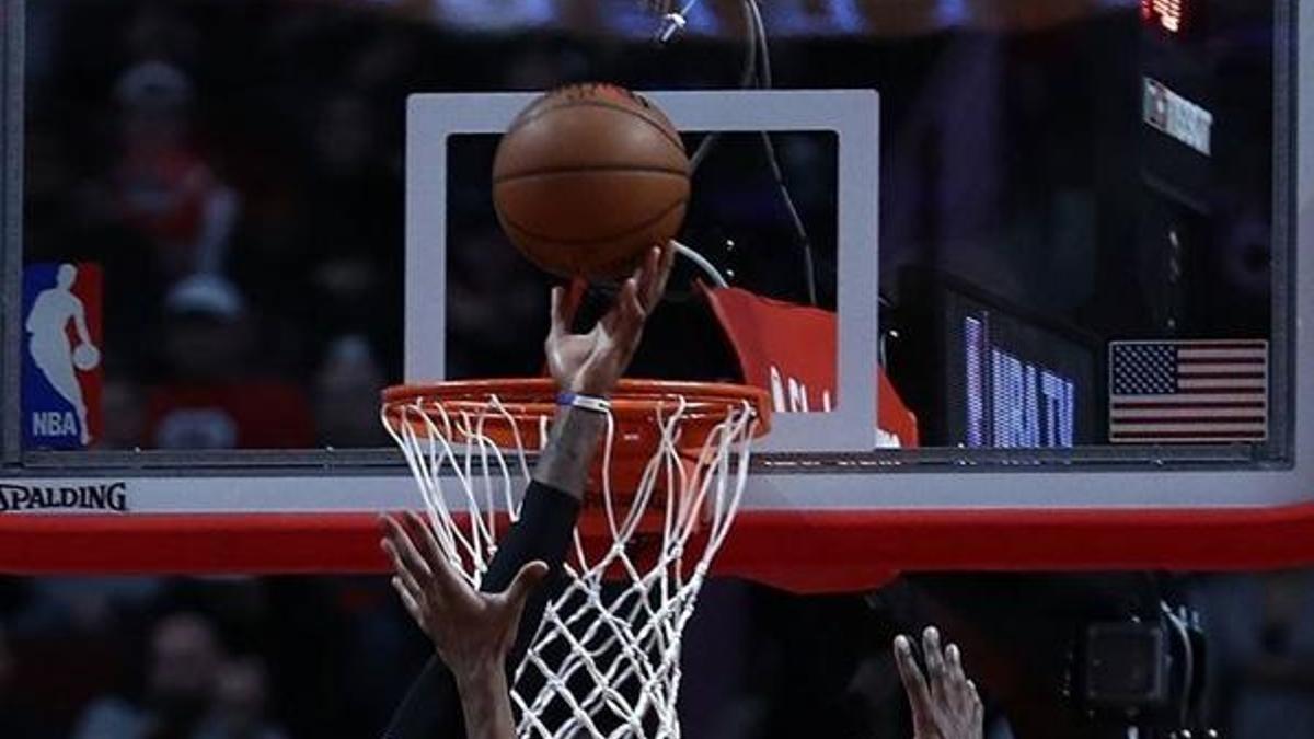 Los Angeles Lakers - Miami Heat hangi kanalda? Los Angeles Lakers - Miami Heat final maçı saat kaçta, şifresiz, canlı mı izlenecek?