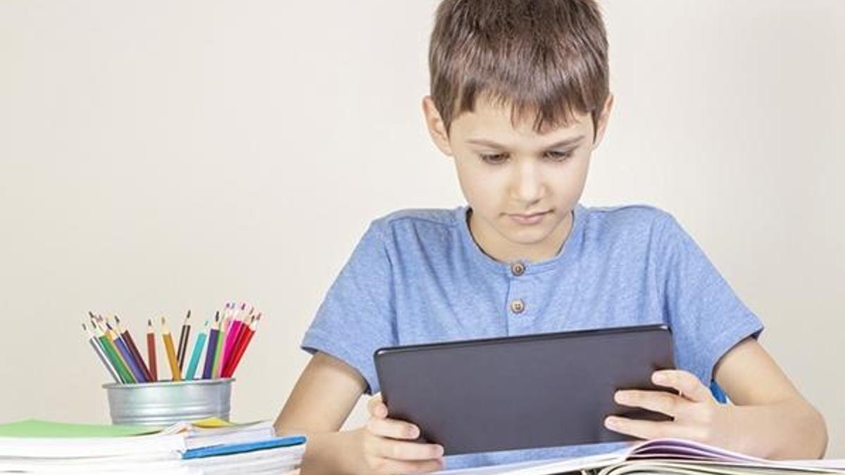 MEB tablet dağıtımı ne zaman yapılacak? Bakan Selçuk tarih verdi!