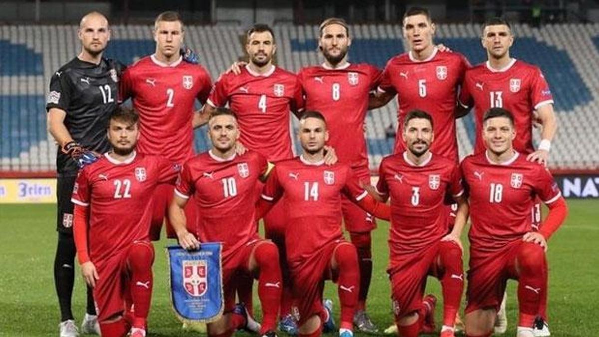 Sırbistan'da 7 futbolcu kadrodan çıkartıldı