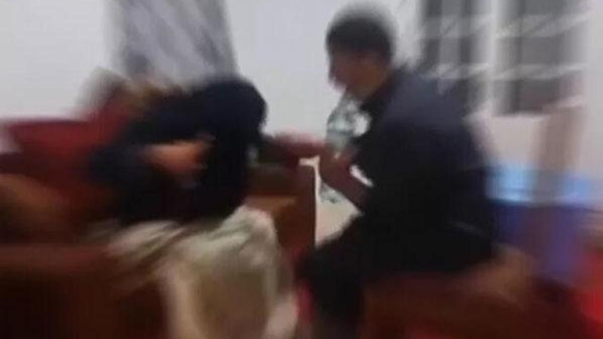 Anormal münasebet! Kocasını terk etti, cinci hocaya gitti