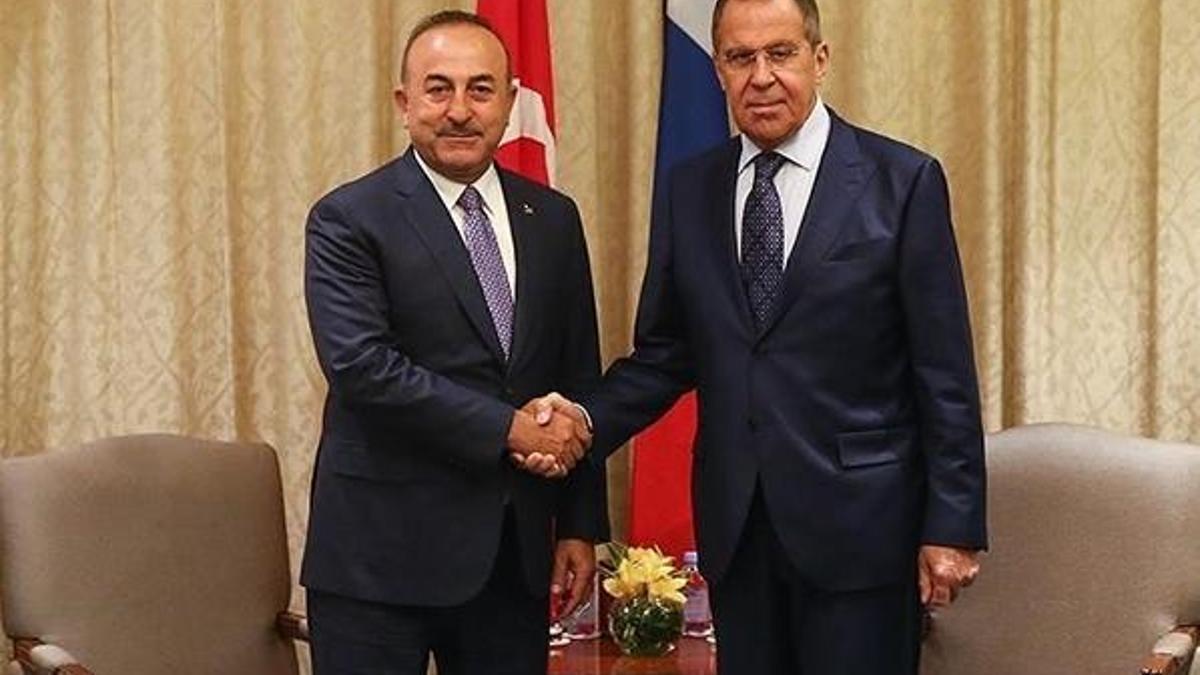 Bakan Çavuşoğlu'ndan kritik görüşme