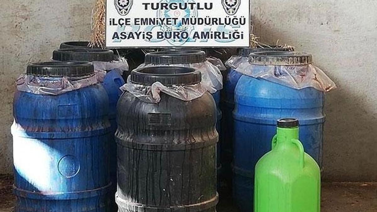 Sahte içki operasyonu! 2 ton ele geçirildi
