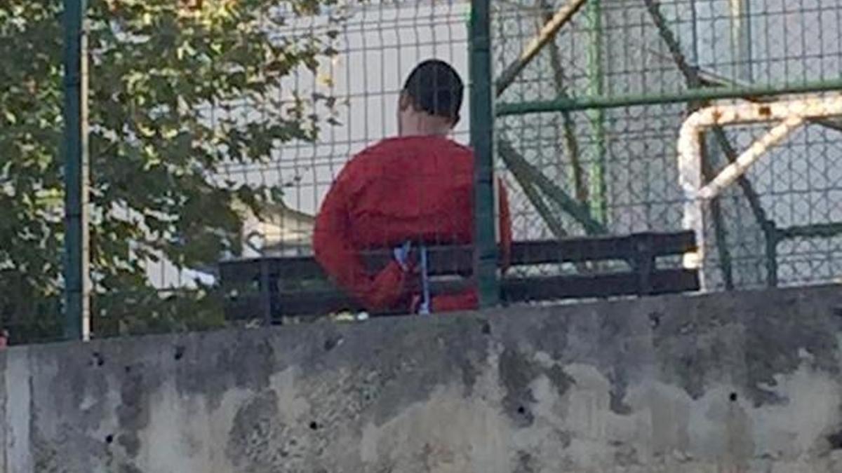 Rehabilitasyon Merkezinde skandal görüntü! Engelli genci banka bağladılar