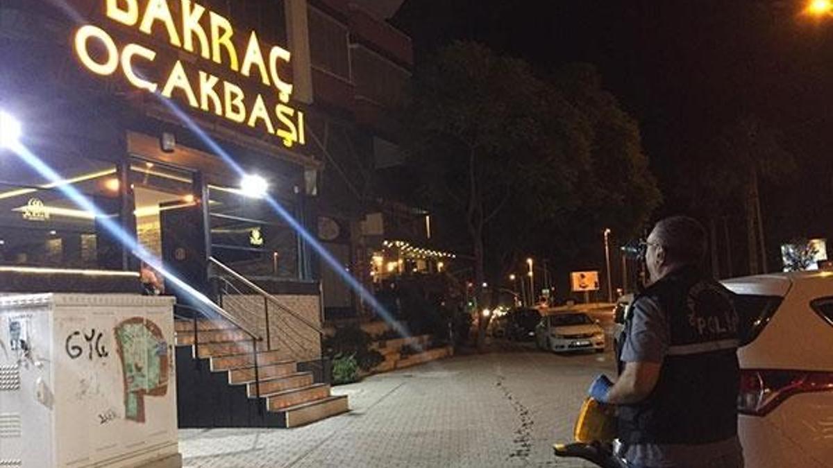 Restoranda 'Sana daha çok şarkı çalındı' kavgası: 5 yaralı