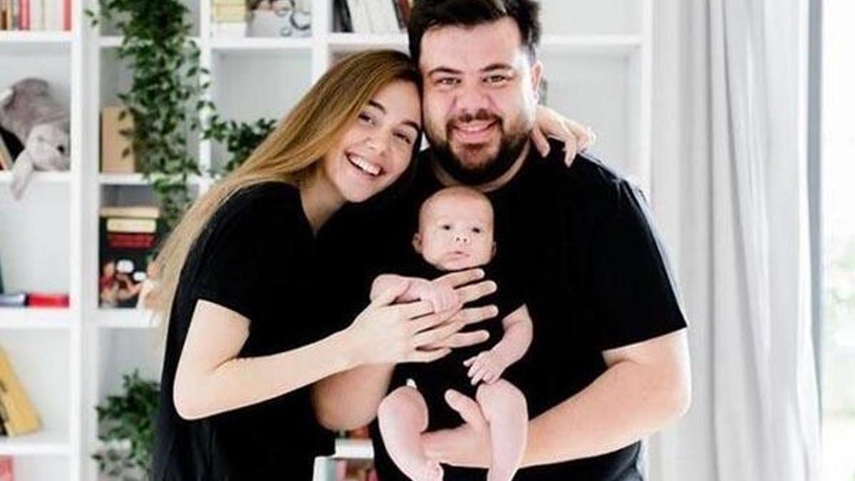 Berfu-Eser Yenenler çifti bebeğin cinsiyetini açıkladı
