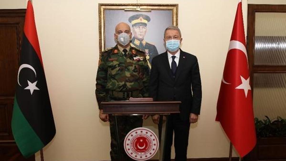 Bakan Akar, Libya Genelkurmay Başkanı'nı kabul etti