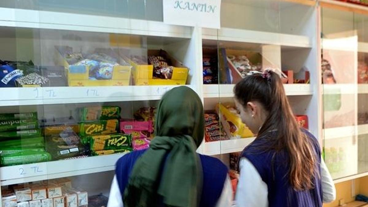 Okul kantinleri açılıyor mu? Milli Eğitim Bakanı Ziya Selçuk imzasıyla illere yazı gönderildi! Okul kantinleri ne zaman açılacak?