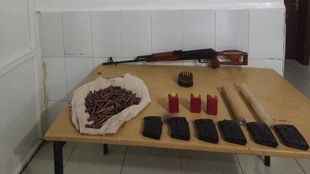 Hakkari'de PKK'ya ait silah ve mühimmat ele geçirildi