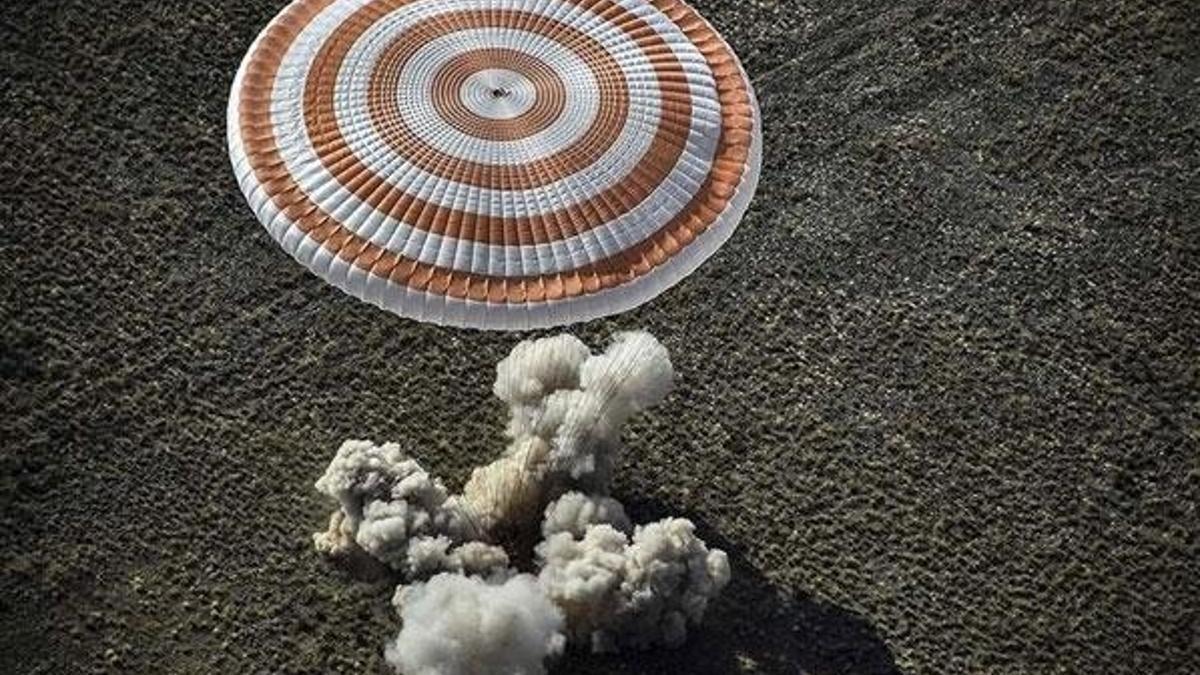 Soyuz MS-16 kapsülü dünyaya döndü