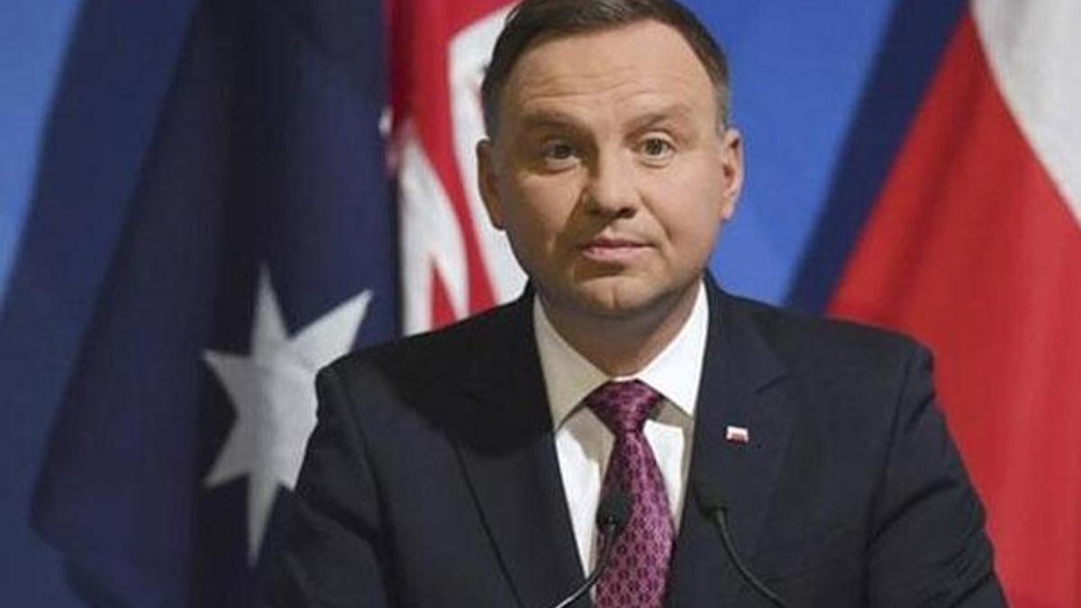 Polonya Cumhurbaşkanı Andrzej Duda koronaya yakalandı