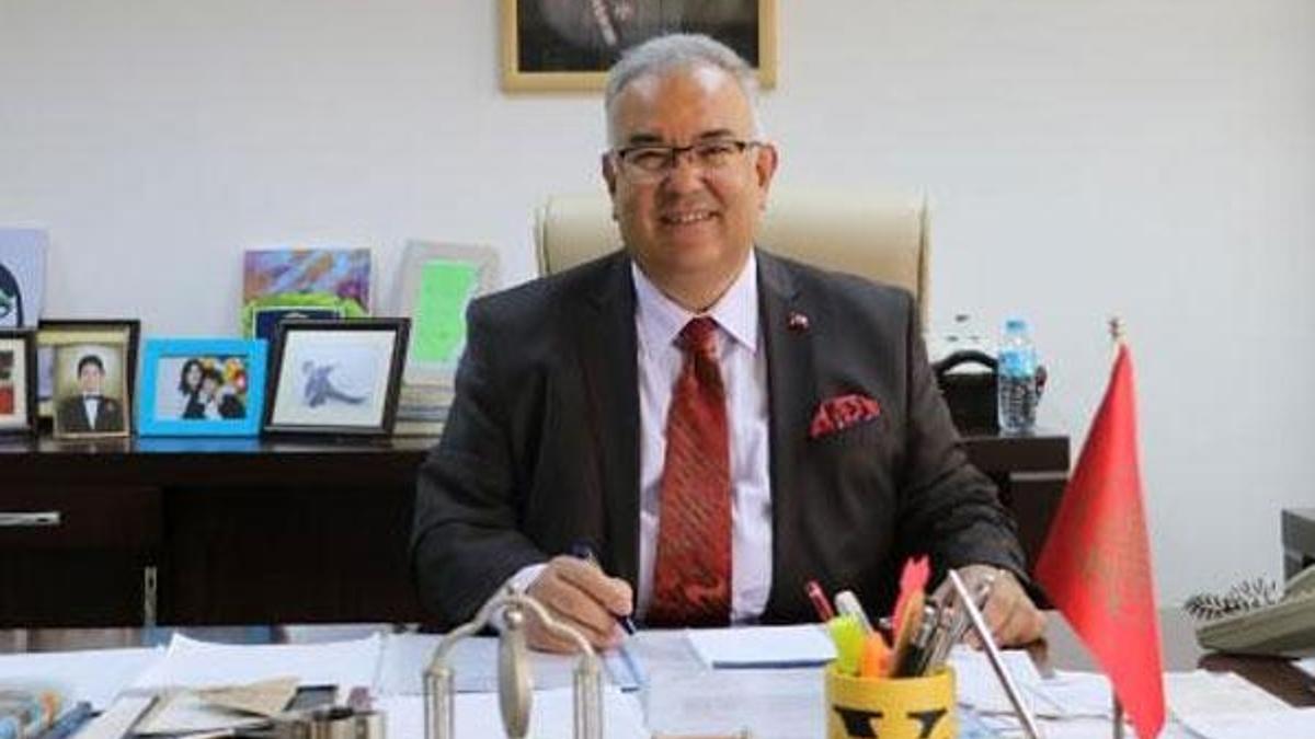 Aşı gönüllüsü profesör açıkladı! Yan etki hissetmedim