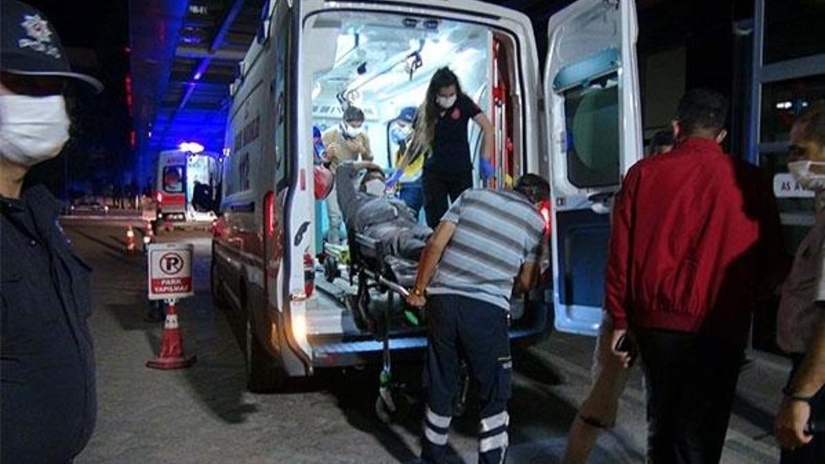 İki aile arasında silahlı - taşlı - sopalı kavga: 8 yaralı