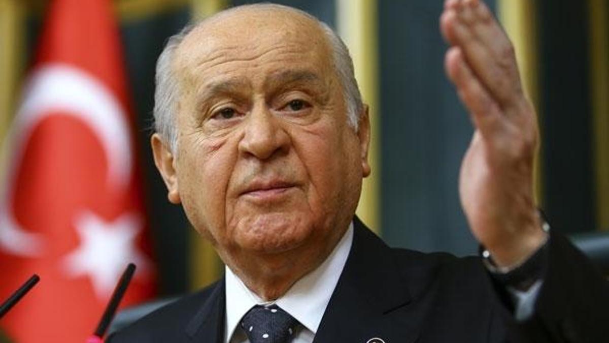 Devlet Bahçeli'den Macron'a çok sert tepki: Siyasi şizofren!