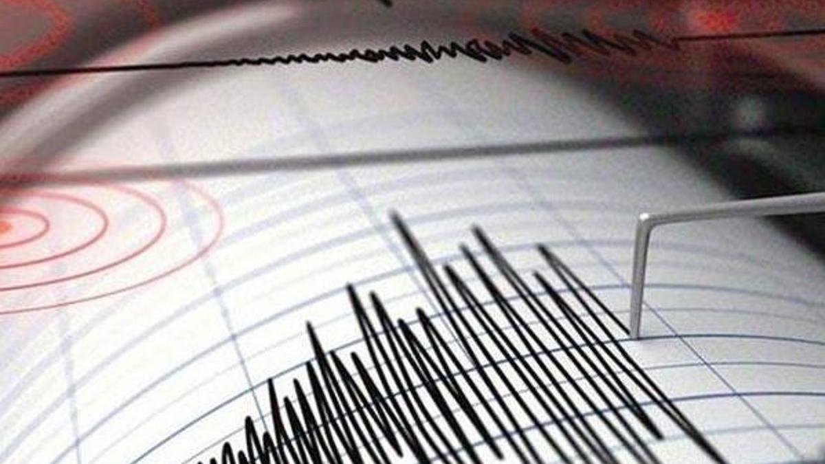 Deprem kaç şiddetinde oldu, ne kadar sürdü? İzmir'de deprem İstanbul da hissedildi!