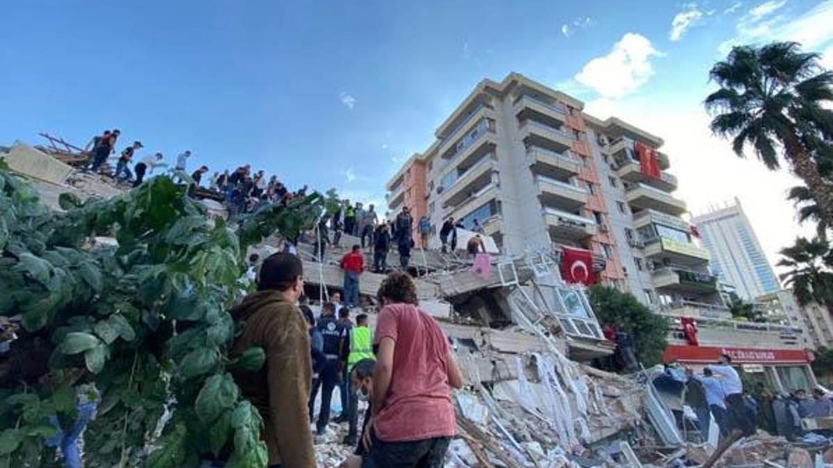 Deprem sonrası operatörlerden ücretsiz konuşma ve internet