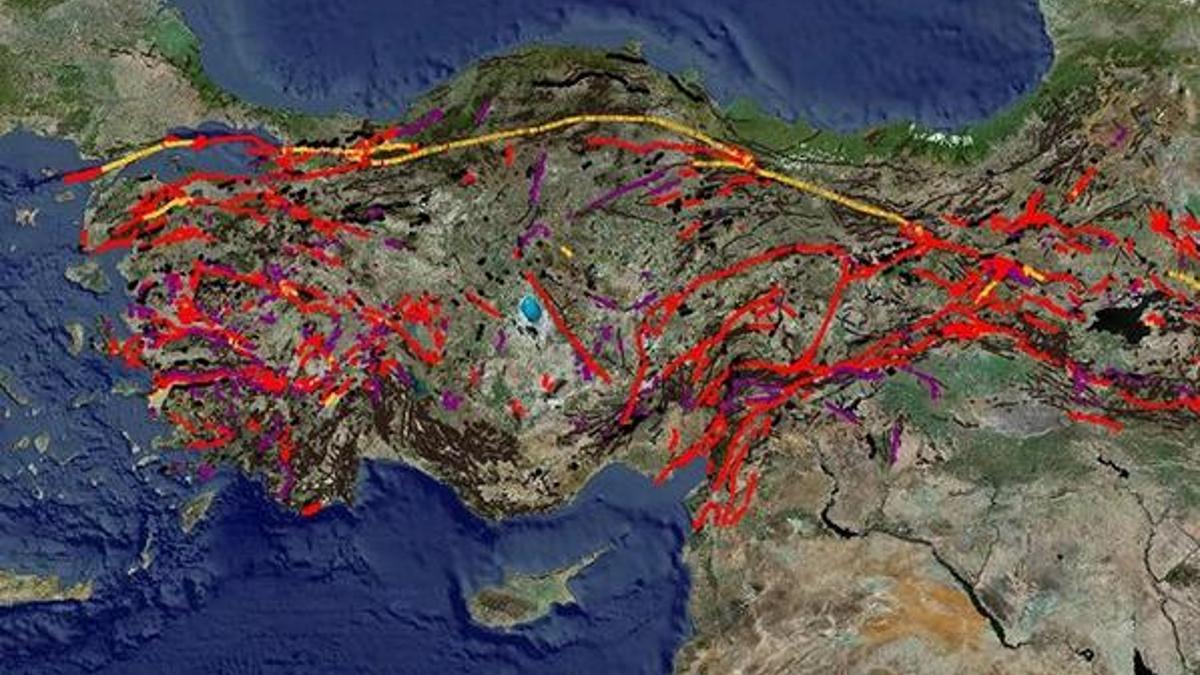 Fay kırılması nedir? Fay hattı neden kırılır? Fay hattı üzerinde bulunan şehirler!
