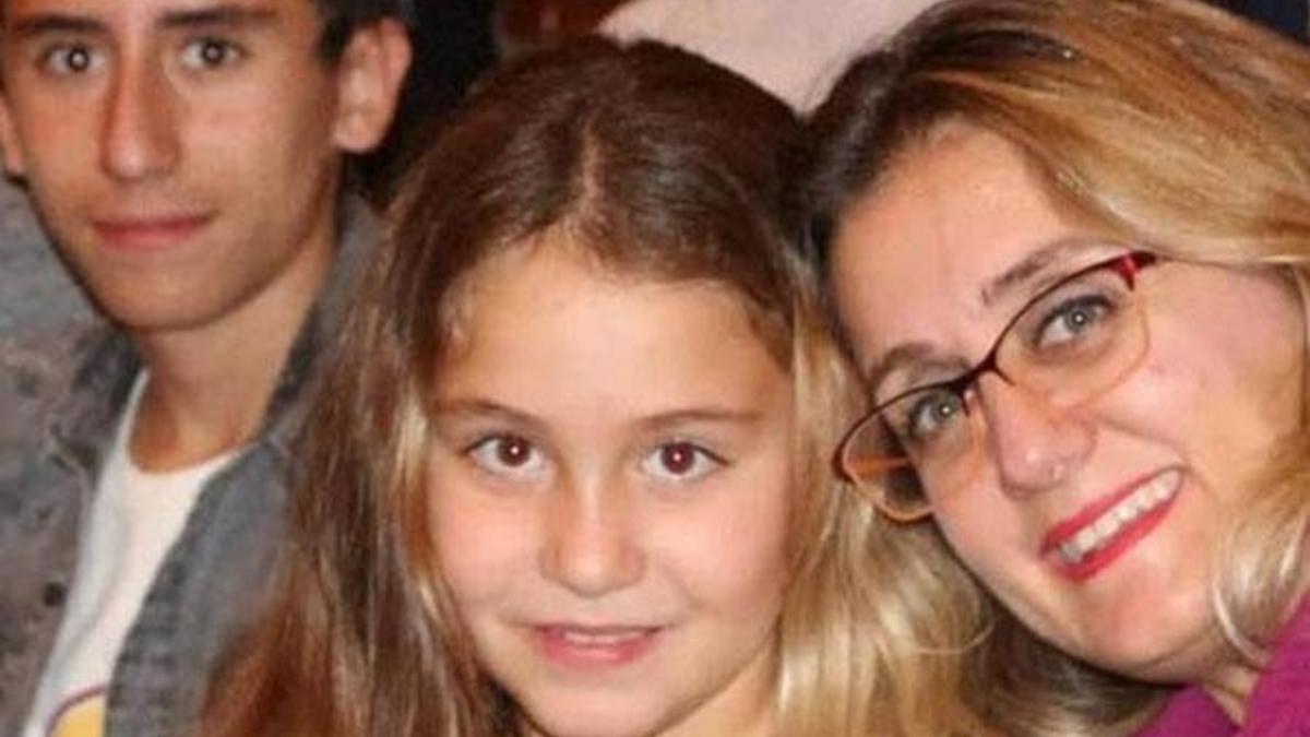 Depremde aynı aileden üç kişi hayatını kaybetti