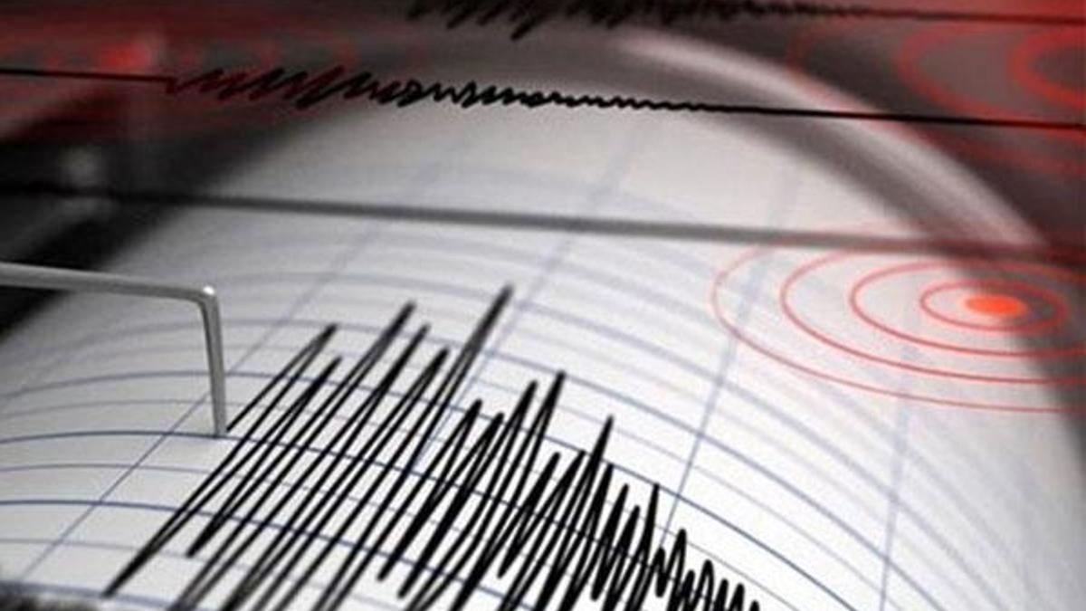 İzmir açıklarında 4.1 büyüklüğünde deprem