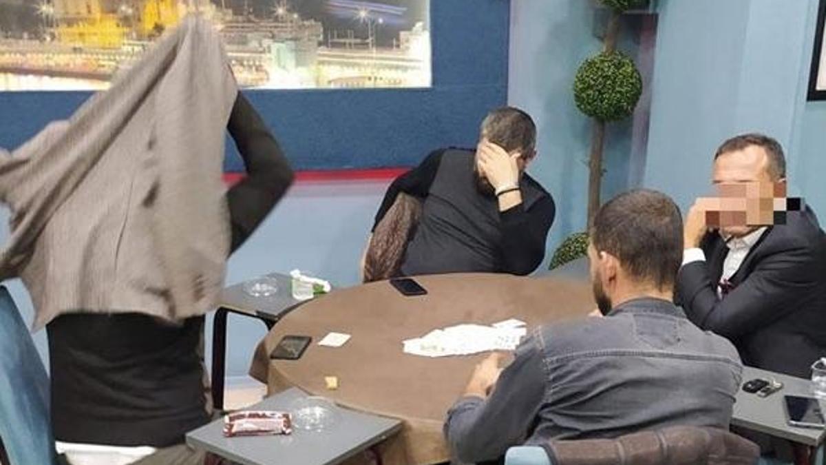 İhbarı alan ekipler baskın düzenledi 54.000 TL ceza kesildi!