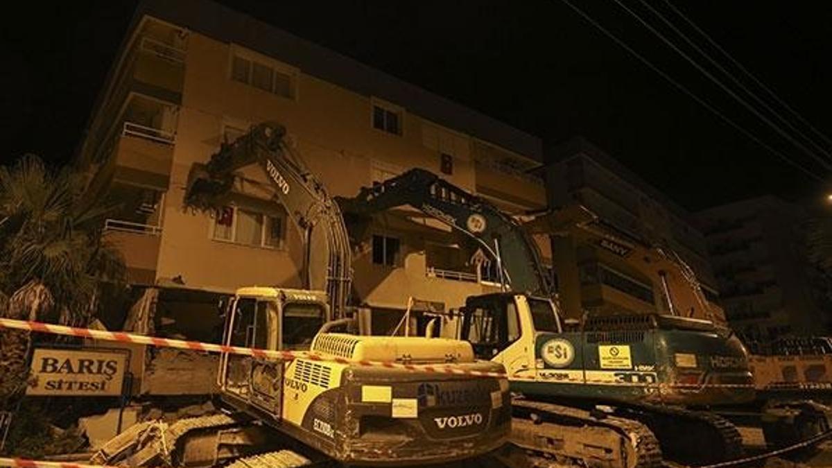 Bakan Kurum: Artık hasarlı binaların yıkım  süreçlerini başlattık