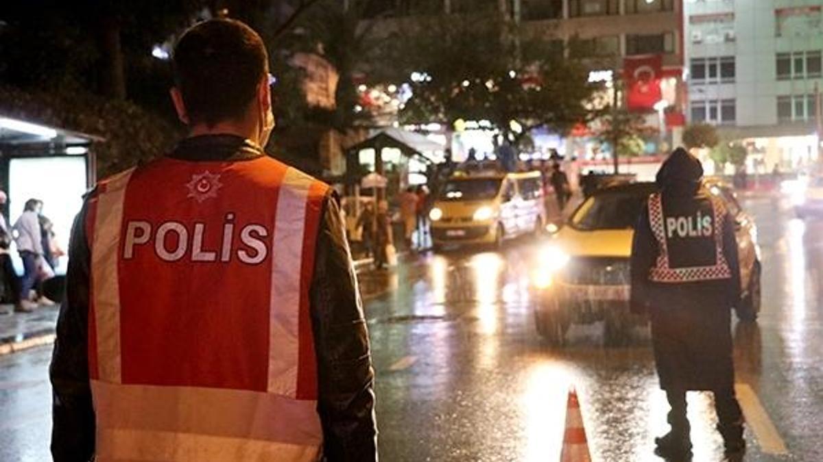 Marketler kapanacak mı? Kuaförler kapanacak mı? İşte akşam saat 10'da kapanacak yerler