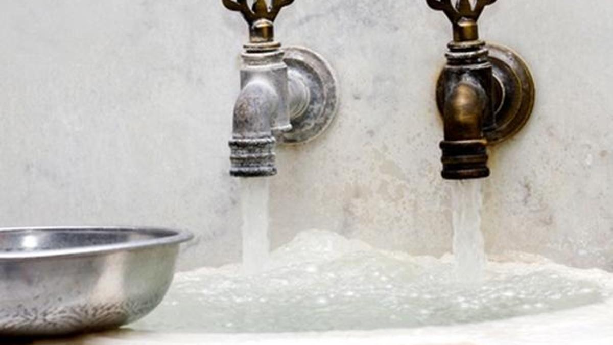 Tarihi hamam, baraj sularına gömüldü! 'Çok şifalı suyu vardı'