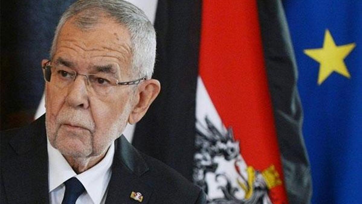 Avusturya Cumhurbaşkanı Van der Bellen hastaneye kaldırıldı